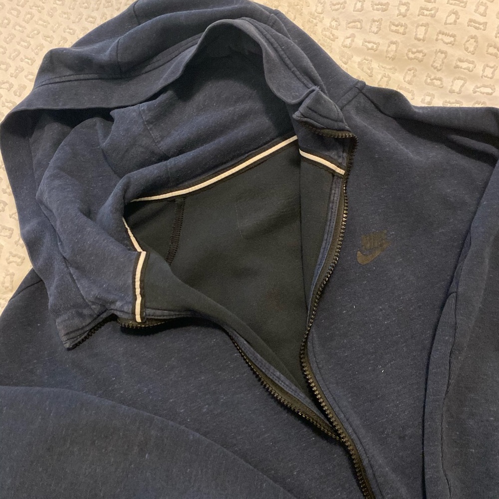 Nike navy blue zip up hoodie